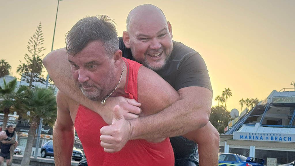 Steve-Coster-Fitness-ganzheitlicher-Fitnessurlaub-an-der-Costa-Adeje-Beach-Bootcamp-sunrise-Fitnessurlaub-Teneriffa